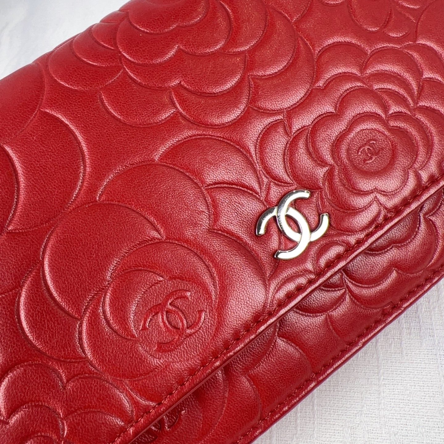 98% NEW - CHANEL Camellia Red Lambskin WOC with Silver Hardware 9 x 4 x 5 cm